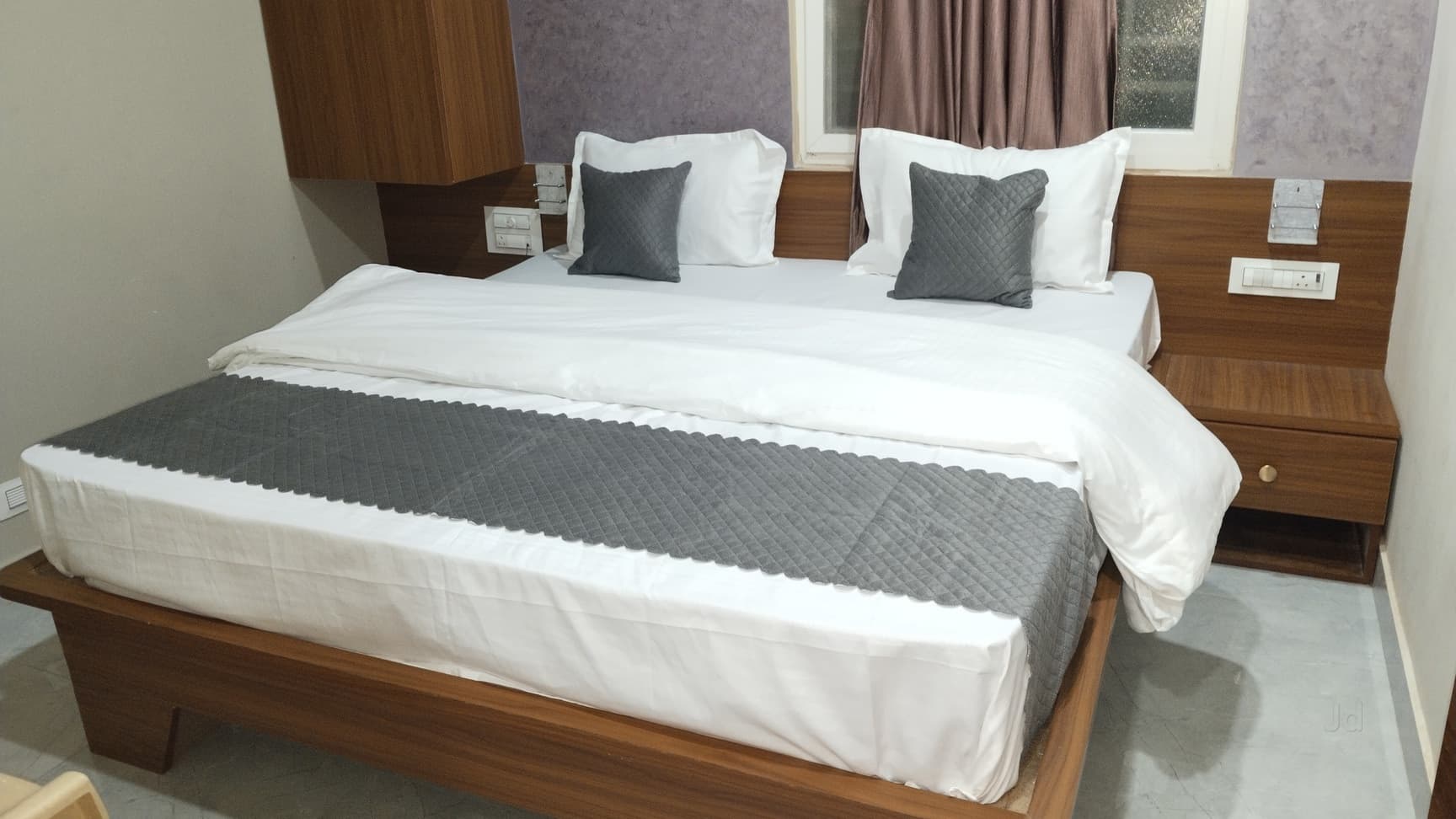 Non-AC Room (2 Beds) view 3