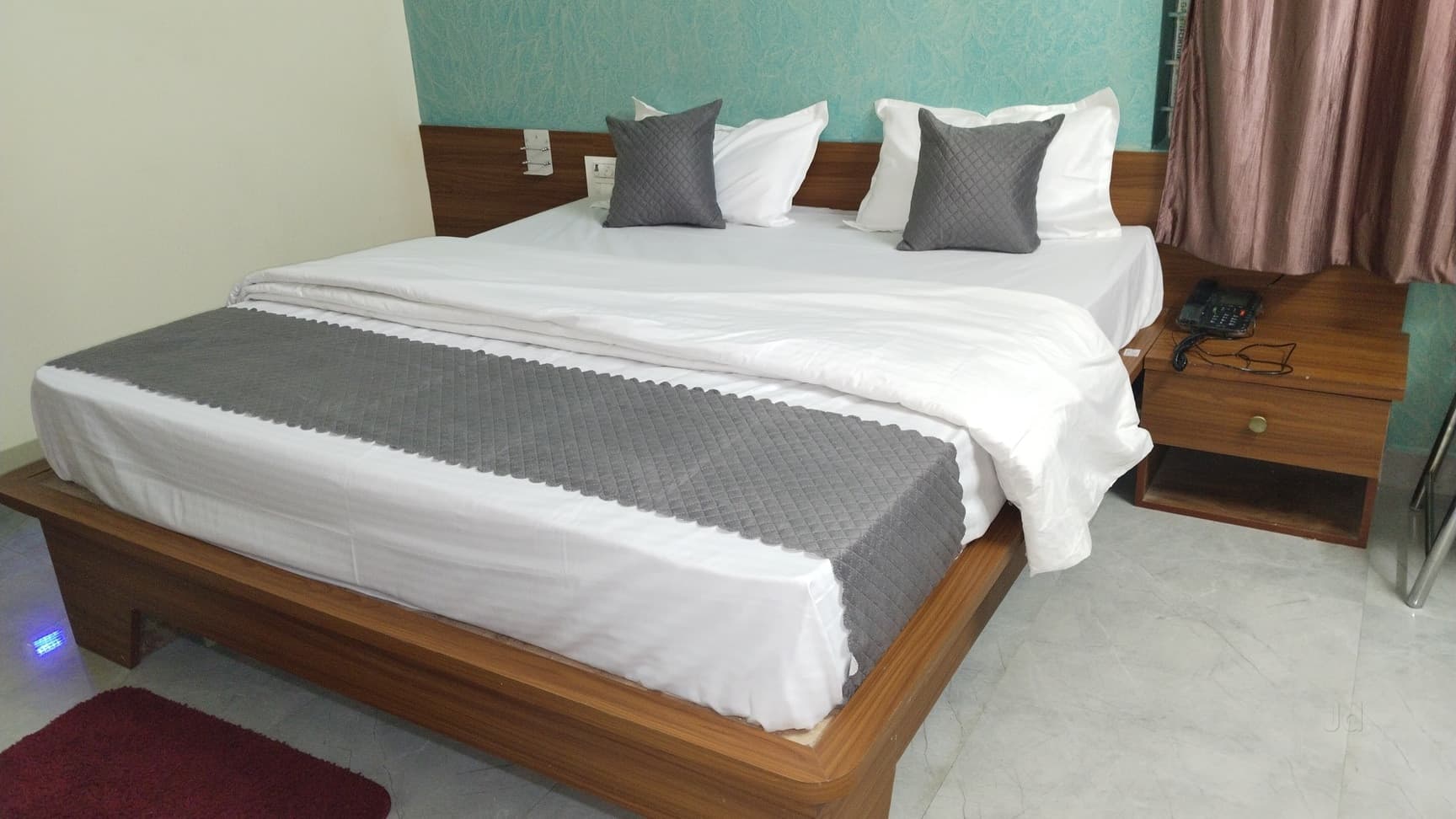 Vikram Bliss Inn Executive Suite